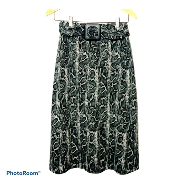 ✨LEOPARD PRINT GREY SKIRT (L) - Picture 1 of 4